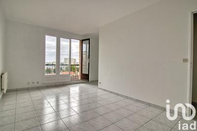 Studio - 30 m² - 1 pièce