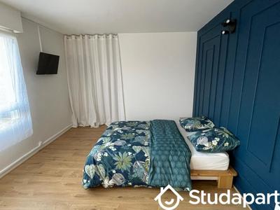 Chambre - 14 m² - 1 pièce