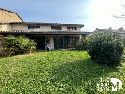 Maison - 148 m² - 8 pièces