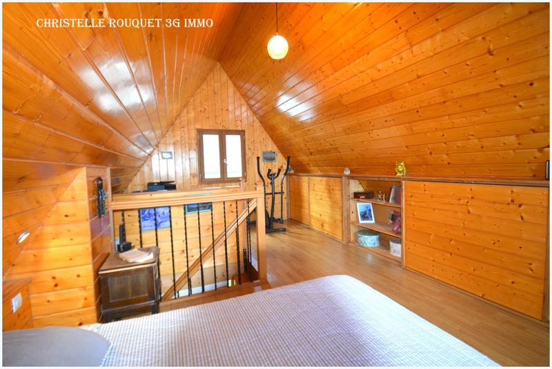 Villa - 137 m² - 8 pièces