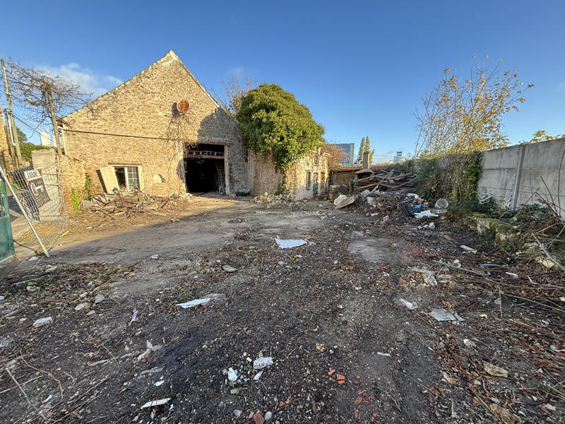 Immeuble - 150 m² - 8 pièces