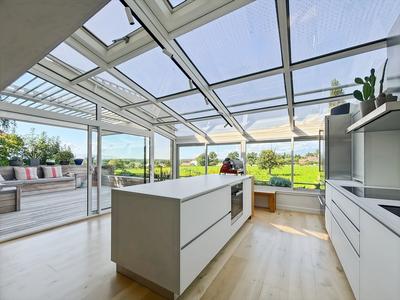 Appartement - 187 m² - 5 pièces