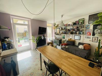 Appartement - 49 m² - 2 pièces