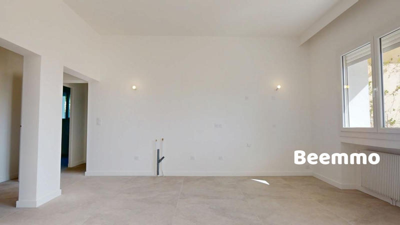 Appartement - 96 m² - 4 pièces