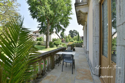 Maison bourgeoise - 361 m² - 12 pièces