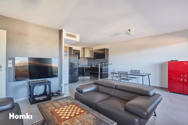 Appartement - 80 m² - 4 pièces