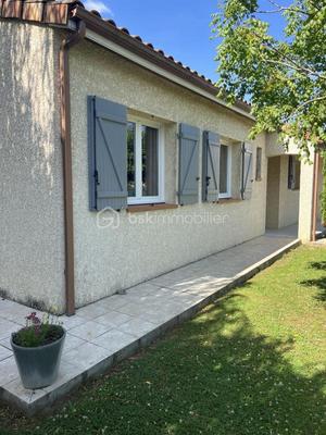 Maison - 104 m² - 5 pièces