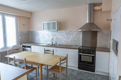 Maison - 168 m² - 7 pièces