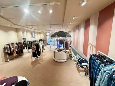 Local commercial - 115 m² - 3 pièces