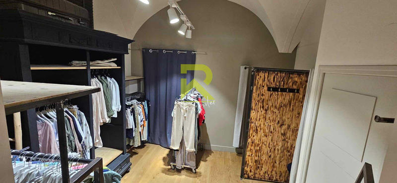 Local commercial - 45 m² - 1 pièce