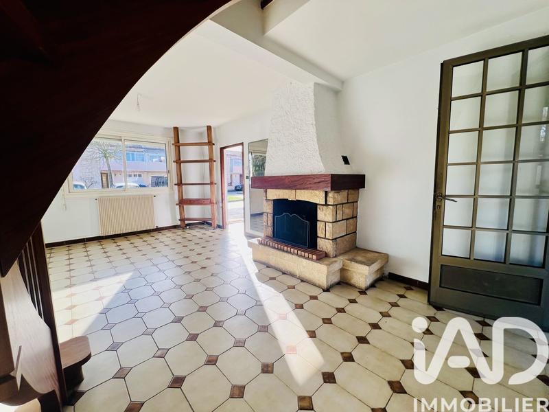 Maison - 88 m² - 5 pièces