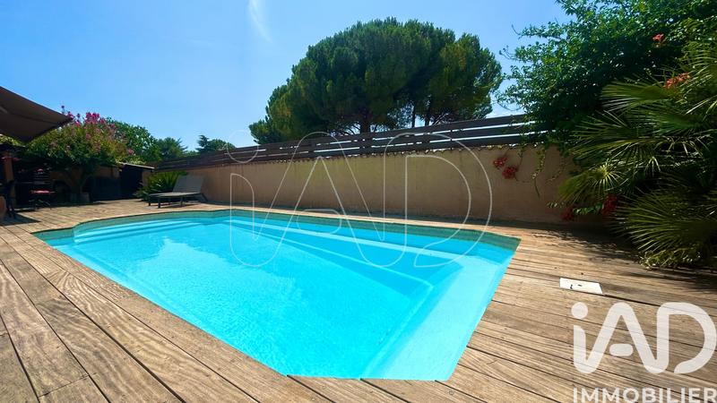 Maison - 195 m² - 8 pièces