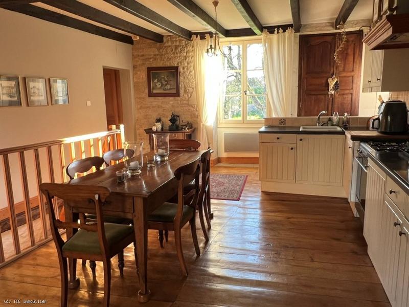 Maison de village - 120 m² - 6 pièces