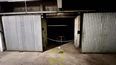 Parking / Garage - 12 m²