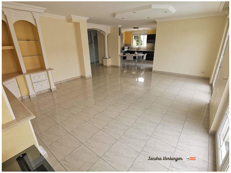 Maison - 154 m² - 6 pièces