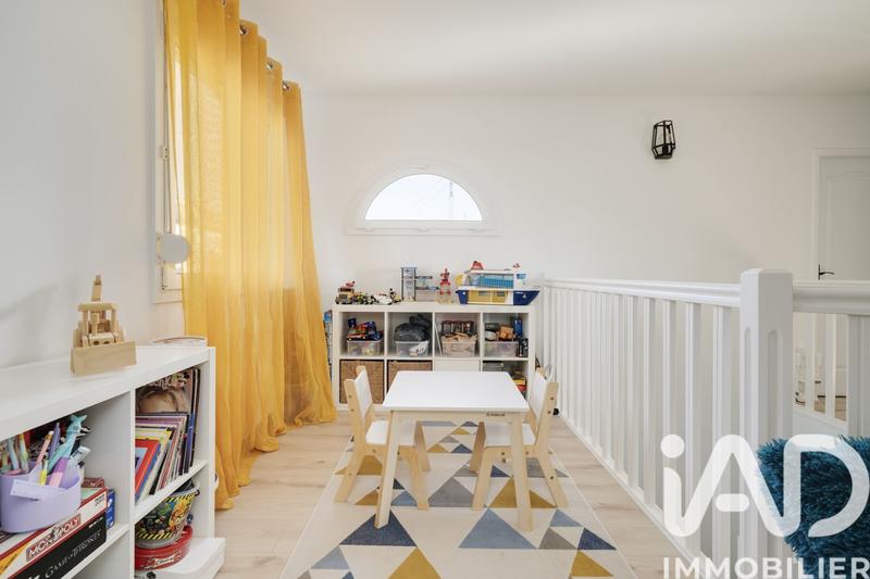 Maison - 140 m² - 5 pièces