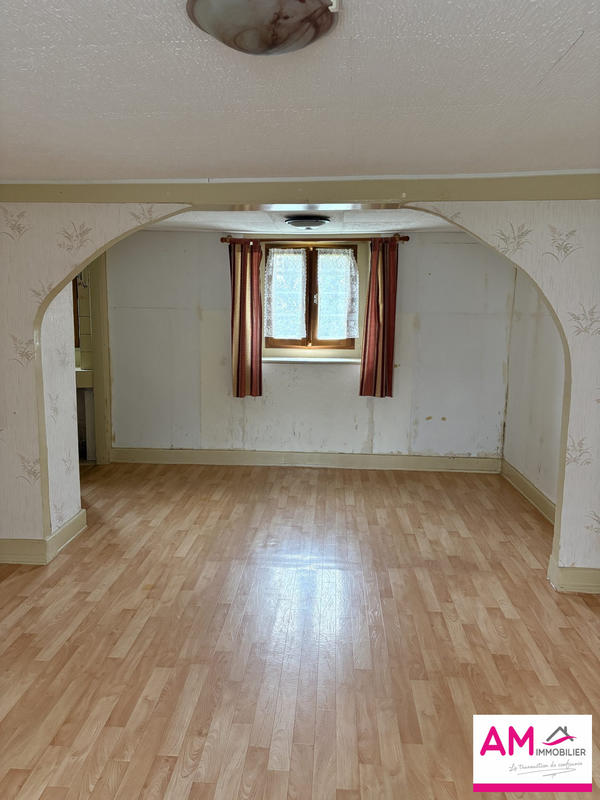 Maison - 63 m² - 4 pièces