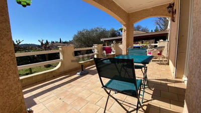 Villa - 96 m² - 4 pièces