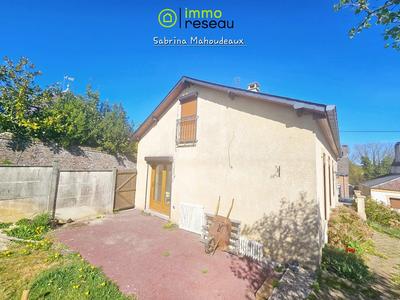 Maison - 121 m² - 6 pièces