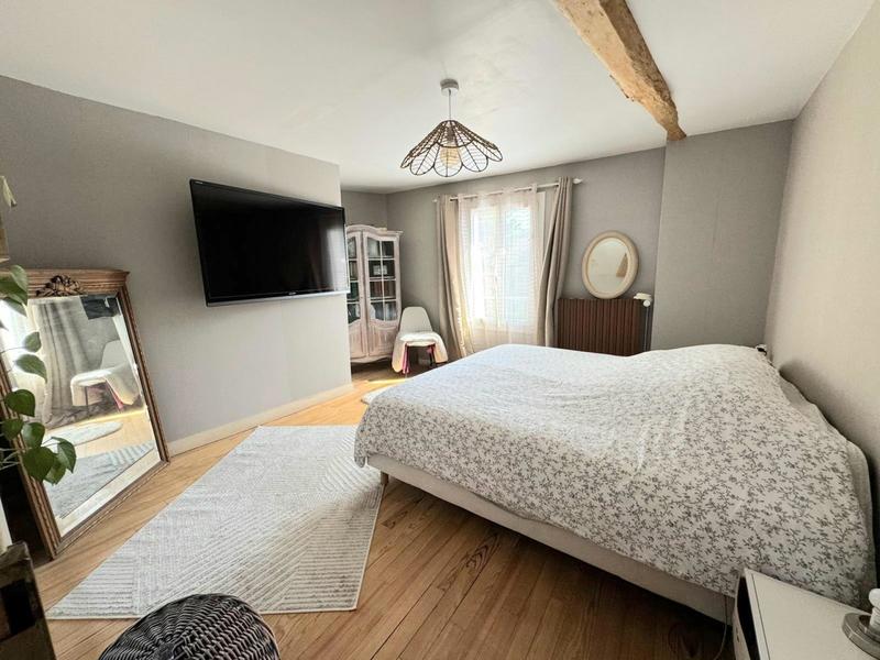 Maison - 170 m² - 8 pièces