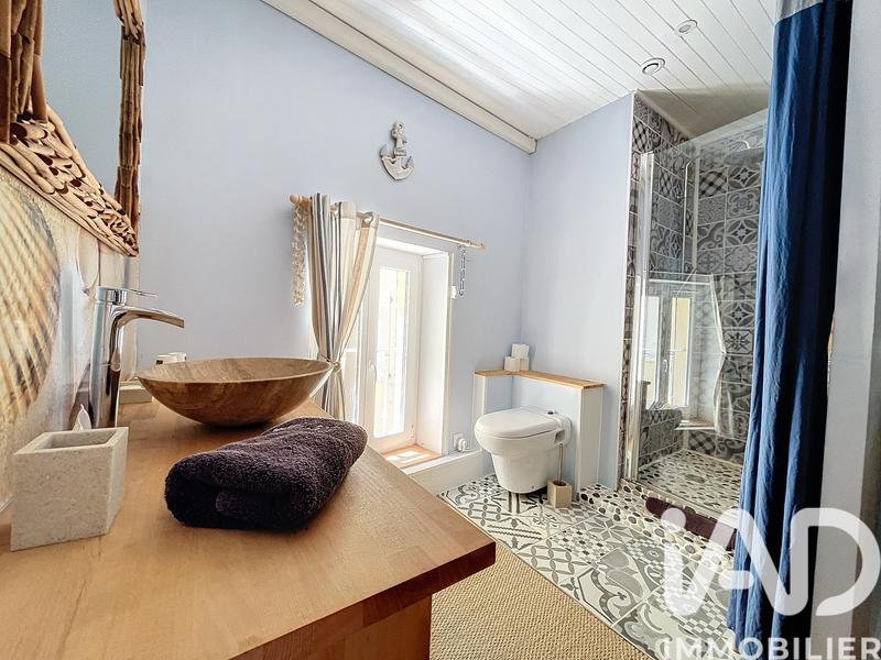 Maison de ville - 240 m² - 10 pièces