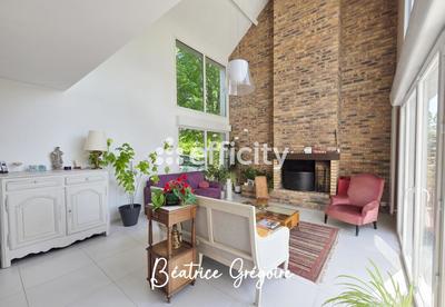 Maison - 160 m² - 7 pièces