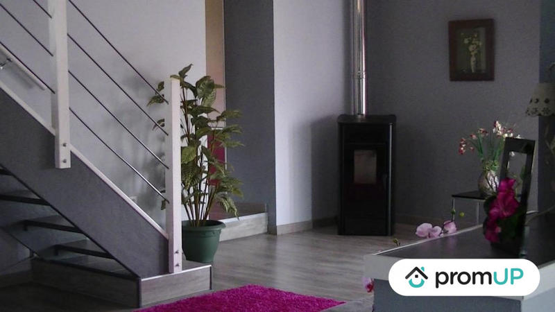 Maison - 237 m² - 8 pièces