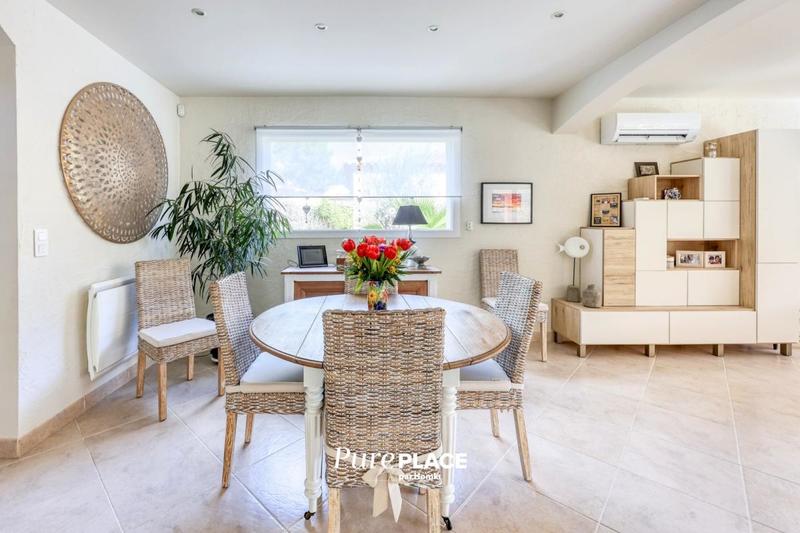 Maison - 143 m² - 5 pièces