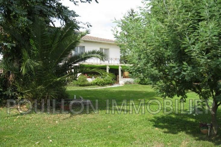 Maison - 210 m² - 8 pièces