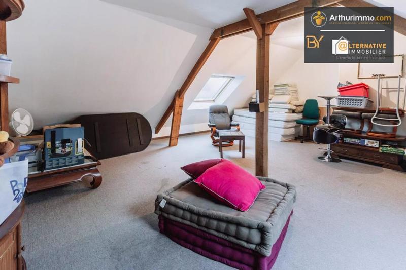 Maison - 240 m² - 9 pièces