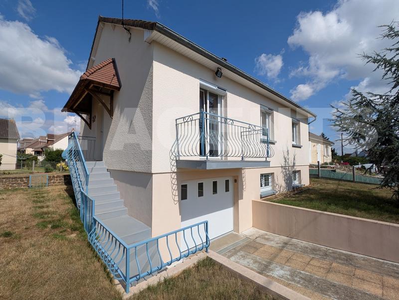 Maison traditionnelle - 102 m² - 5 pièces