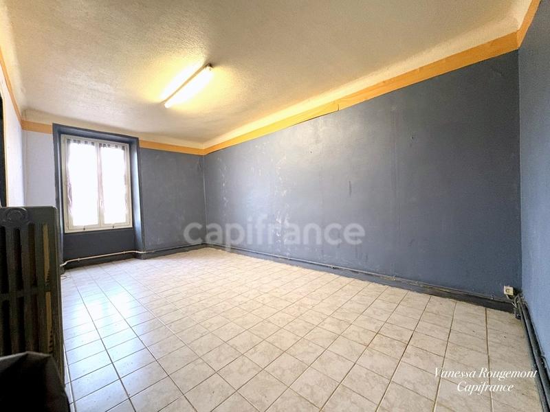 Maison de village - 106 m² - 6 pièces