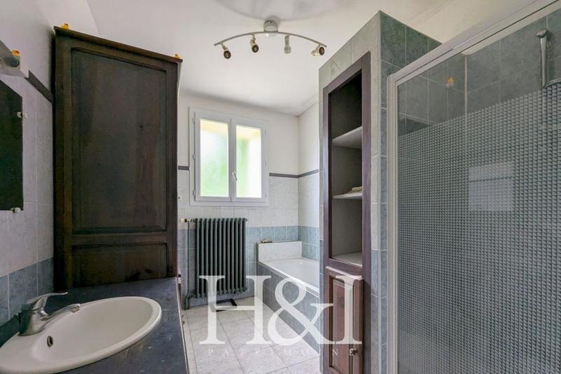 Propriété - 114 m² - 4 pièces