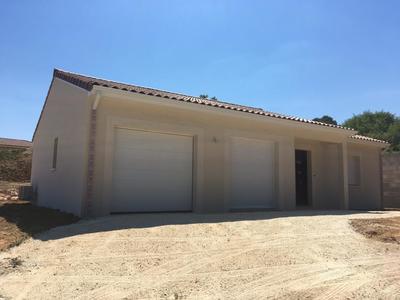 Maison - 95 m² - 4 pièces