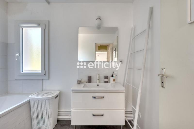 Maison - 113 m² - 6 pièces