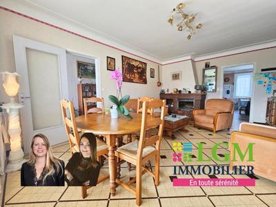 Maison - 166 m² - 7 pièces