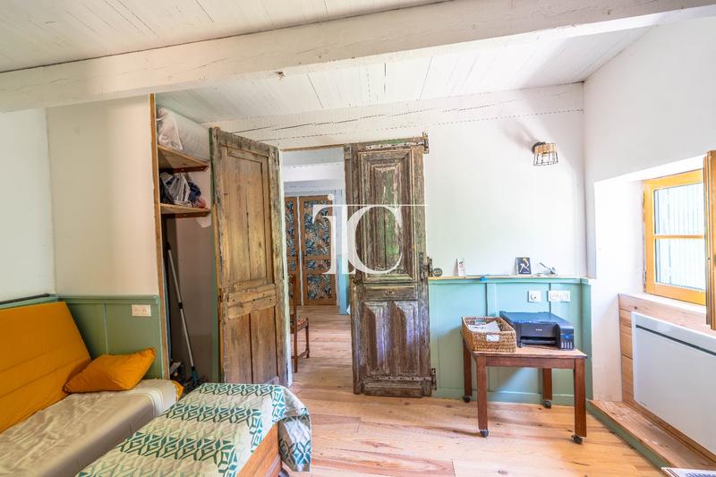 Maison - 104 m² - 5 pièces