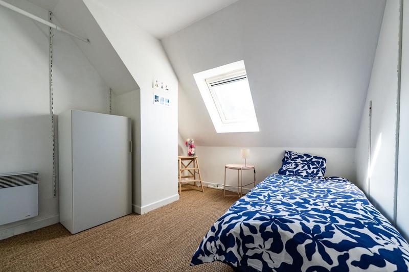 Maison - 94 m² - 5 pièces