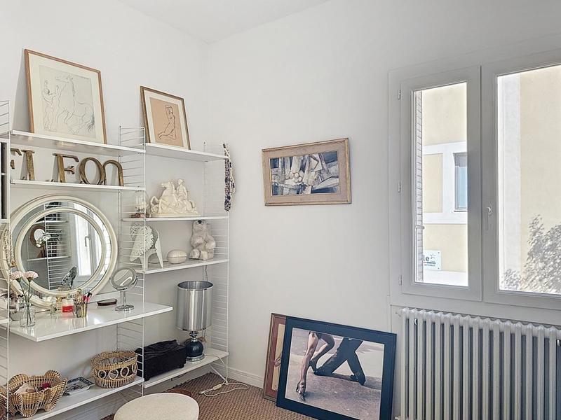 Propriété - 270 m² - 9 pièces