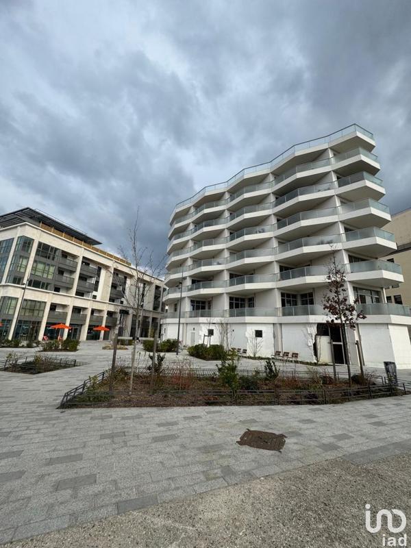 Local commercial - 437 m²