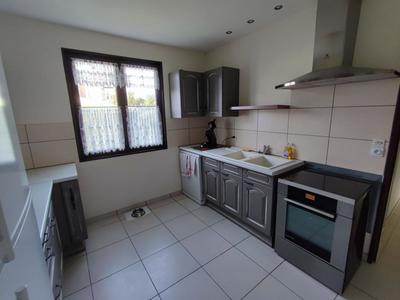 Maison - 76 m² - 4 pièces