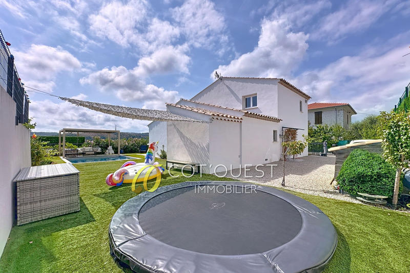 Maison - 120 m² - 5 pièces