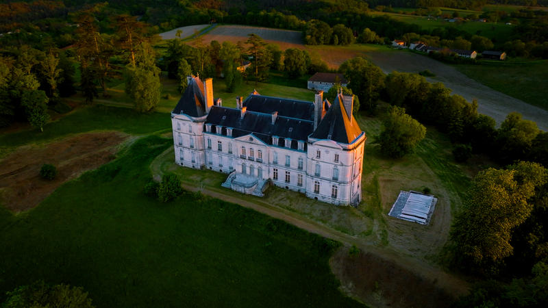 Meurtre au château de Fayolle