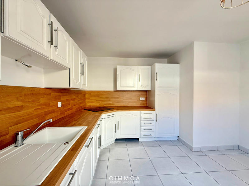 Maison - 91 m² - 5 pièces