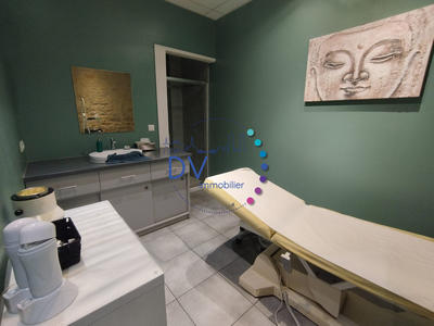 Fonds de commerce - Local commercial - 120 m²