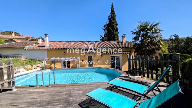 Maison - 110 m² - 4 pièces