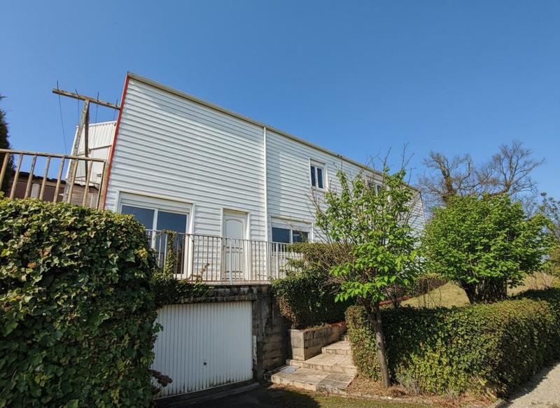 Maison - 500 m² - 10 pièces