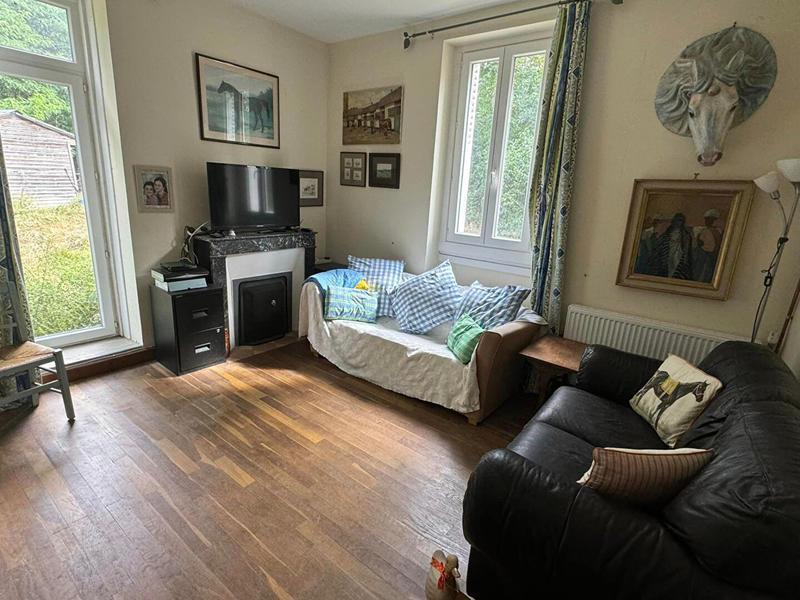 Maison - 207 m² - 9 pièces