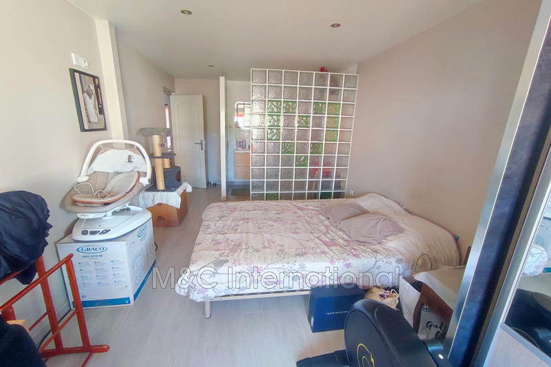 Appartement - 90 m² - 4 pièces