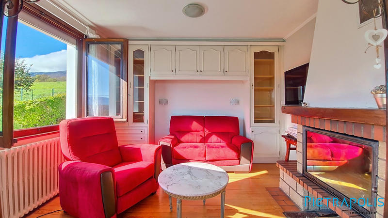 Maison - 170 m² - 8 pièces